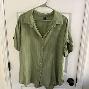 Green Button-Up Women's Top